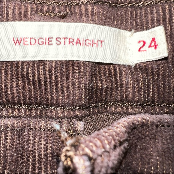 Levi’s Wedgie Straight Brown corduroy Jeans Size 24/28 - Picture 11 of 11